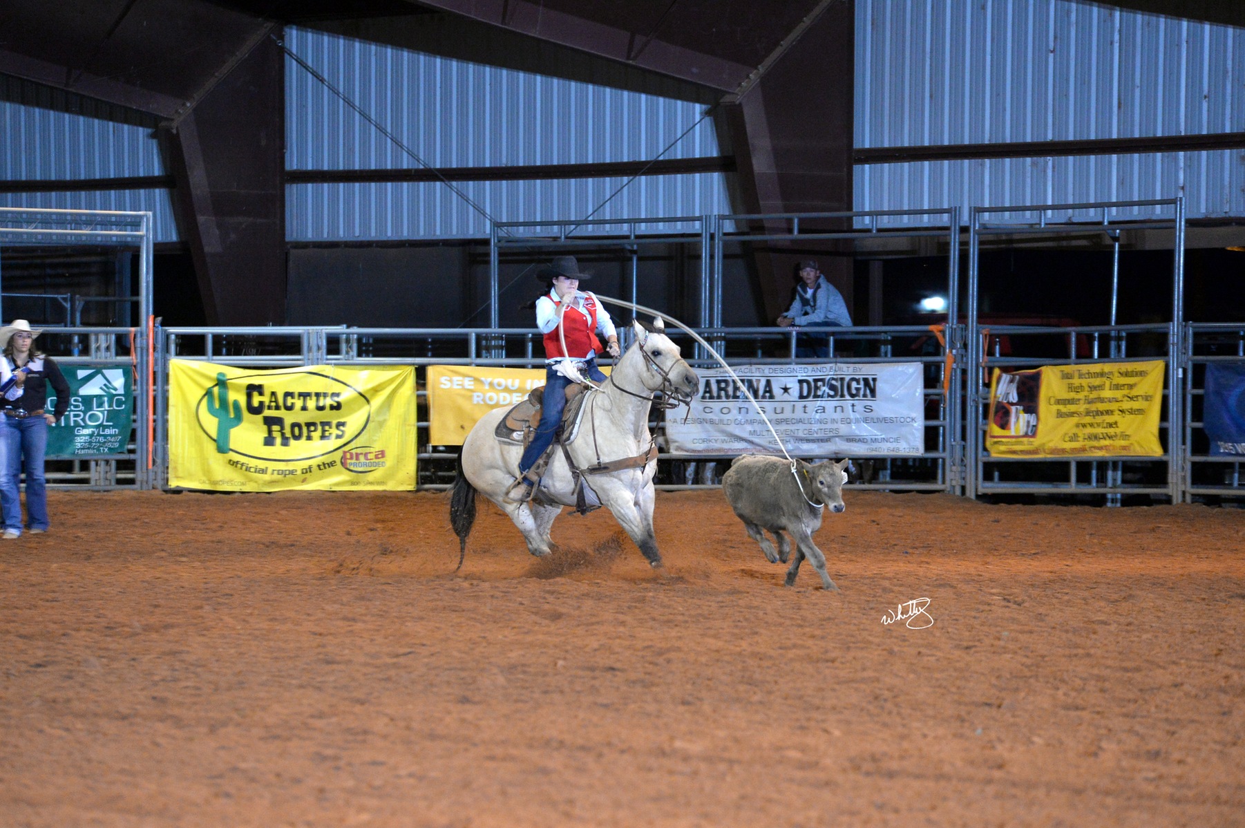 NMJC’s Valdez and Crouch make it Back to Vernon College Rodeo Short Go